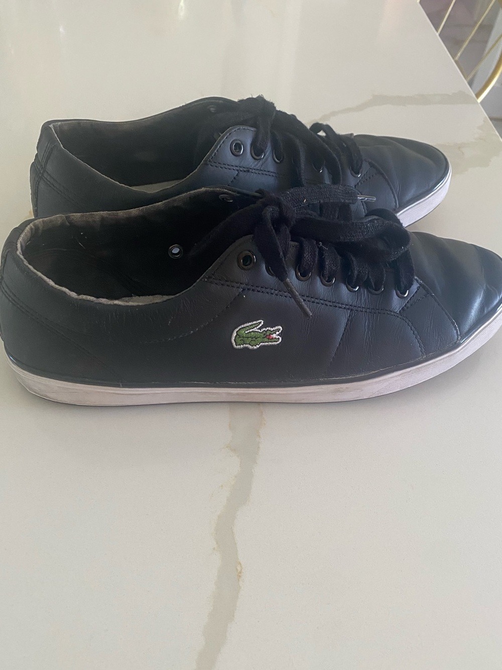 Lacoste Black Low-Top Sneakers with Green Crocodile Logo